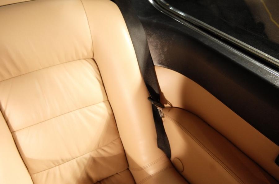 Детали интерьера BMW M6 (E24) 1988 года  (NA) (фото 121 из 158)